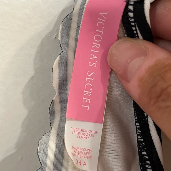 Victoria’s Secret bikini top - Picture 3 of 3